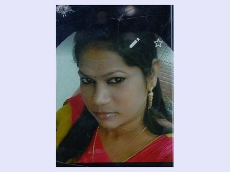 காவல் நிலையம் அருகே தீக்குளித்து திருநங்கை பலி.. சென்னையில் பயங்கரம்