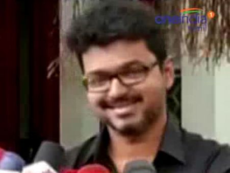 செல்லா பணம்: மத்திய அரசு யோசித்திருக்க வேண்டாமா?: விஜய்- வீடியோ