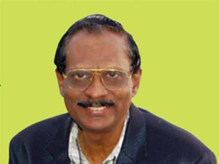 ஆட்சியாளர்களின் கைக்கூலிகள்தான் ஐஏஎஸ் அதிகாரிகள்... முன்னாள் ஐஏஎஸ் அதிகாரி கிறிஸ்துதாஸ் காந்தி நறுக்