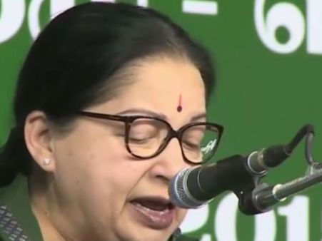 எனக்கு பின்னாலும் எத்தனை நூற்றாண்டுகள் வந்தாலும் அதிமுக இயங்கும்- ஜெ., லட்சியம் பலிக்குமா?