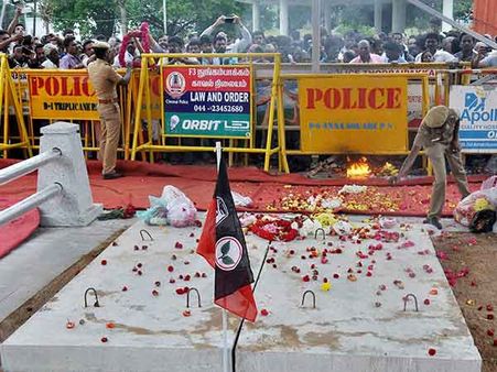 அம்மா மறைவு... அதிர்ச்சியில் 280 அதிமுகவினர் மரணம்