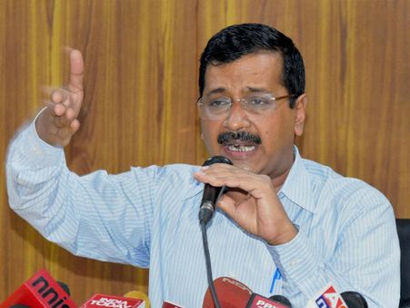 சரி..சரி மோடிக்கு எதிரான ஆதாரத்தை வெளியிடுங்க.. ராகுலுடன் மல்லுக்கட்டும் கேஜ்ரிவால்!