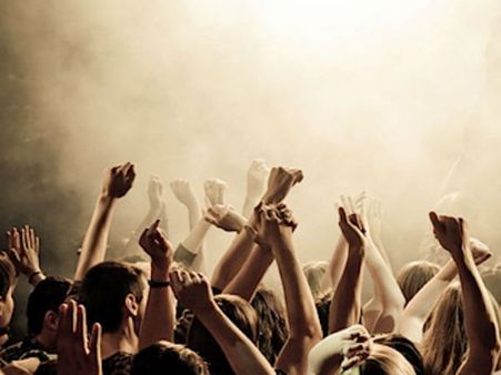 புத்தாண்டு கொண்டாட்டம்.. கடும் கட்டுப்பாடுகளை விதித்தது சென்னை போலீஸ்