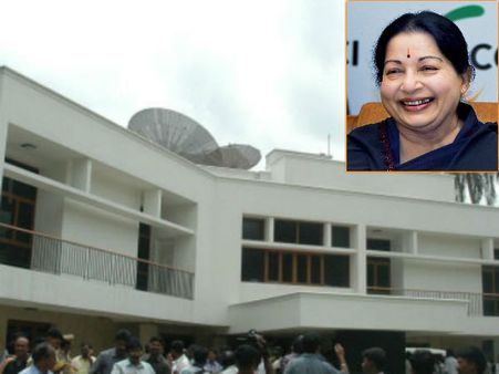 நினைவு சின்னமாகுமா ஜெயலலிதா வாழ்ந்து மறைந்த போயஸ் கார்டன் வீடு?