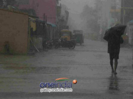 மழை வேண்டி விவசாயிகள் வருண ஜெபம்