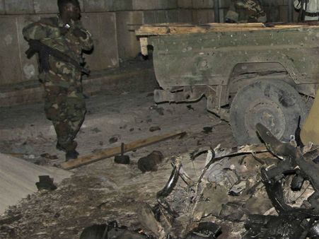 சோமாலிய துறைமுகத்தில் பயங்கர குண்டுவெடிப்பு- 3 பேர் பலி, 7 பேர் காயம்