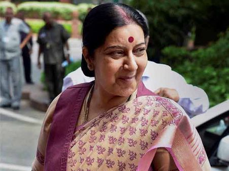 தீவிர சிகிச்சை பிரிவில் இருந்து சுஷ்மா சுவராஜ் சிறப்பு வார்டுக்கு மாற்றம்