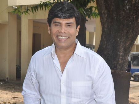 ஆதரவு தருமாறு ஜெ.தீபா பேரவை நடிகர் ஆனந்த்ராஜ்க்கு அழைப்பு