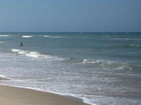 சில்வர் பீச்சில் மூழ்கி +2 மாணவர்கள் 2 பேர் பலி... நண்பனின் பிறந்த நாளை கொண்டாட சென்றபோது சோகம்