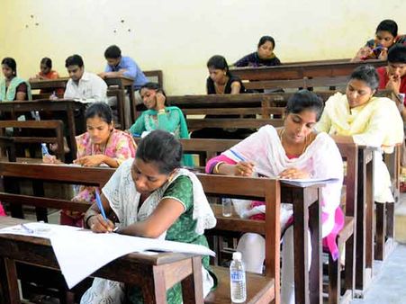 மருத்துவ மாணவர்களுக்கு ‘நீட்’.. பொறியியல் மாணவர்களுக்கு.. வருகிறது அகில இந்திய டெஸ்ட்