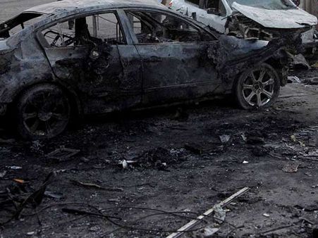 காரில் வெடிகுண்டுகளை நிரப்பி தீவிரவாதிகள் தாக்குதல்.. ஈராக்கில் 35 பேர் பலி