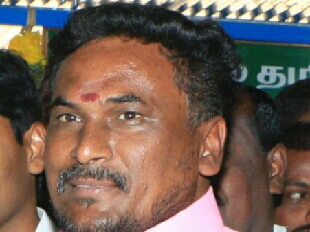 சாத்தூர் அருகே பத்திரிகை நிருபர் வெட்டிக் கொலை.. மர்ம கும்பல் வெறிச் செயல் !