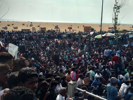 மெரினா போராட்ட குழு கெடு முடிந்தது... இனி ஆளுநர் மாளிகை, மத்திய அரசு அலுவலகங்கள் முற்றுகை?