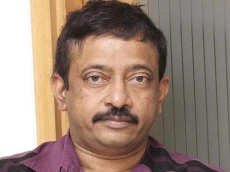 ஜல்லிக்கட்டு போராட்டக்காரர்கள் மீது காளைகளை ஏவிவிடனுமாம்.. ராம்கோபால் வர்மா திமிர் டிவிட்