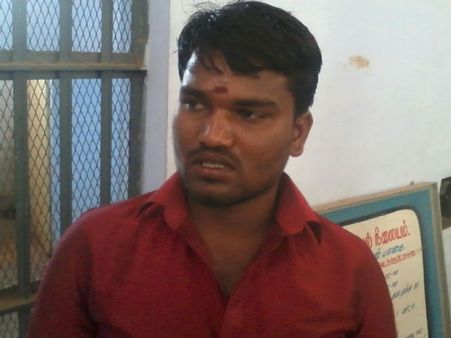 சிவகங்கை அருகே போலீஸ் என்கவுண்டர்.. பிரபல ரவுடி சுட்டுக் கொல்லப்பட்டார்!