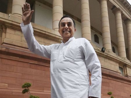 ஜல்லிக்கட்டு புரட்சி: 300 பேர் கைது- 6 அமைப்புகளுக்கு தடை தேவை- 'பொறுக்கி' புகழ் சு.சாமி