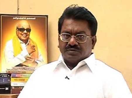 ஜல்லிக்கட்டுக்காக போராடியவர்களை சமூக விரோதிகள் என்பதா?-பொன்.ராதாகிருஷ்ணனுக்கு டிகேஎஸ் கடும் கண்டனம்