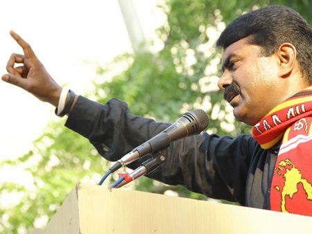 ஆட்சியை கலைத்து விட்டு மறுதேர்தல் நடத்த வேண்டும் - சீமான்