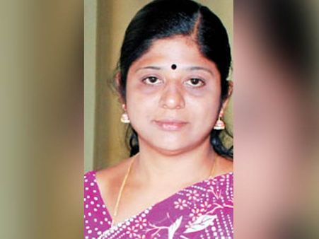 ஈரோடு மல்லிகா பரமசிவத்தைத் தொடர்ந்து மேலும் சில மேயர்கள் ஓ.பி.எஸ் பக்கம் வர வாய்ப்பு!