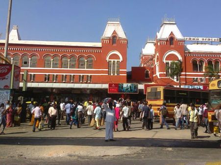 துன்னு.. குந்து.. இஸ்துகினு.. சென்னை செந்தமிழ்... அழகு தமிழ்