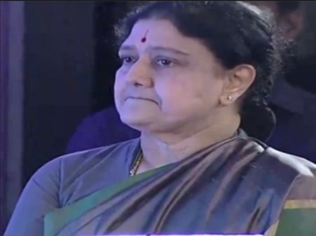 ஜெயலலிதாவை நினைத்து டி.வி. பேட்டியில் கண்கலங்கிய சசிகலா !