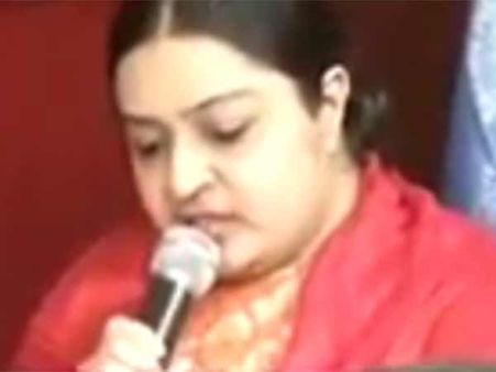 ஜெ. பிறந்த நாளில் பேரவை தொடங்குகிறார் தீபா.. கொடியும் இன்று அறிமுகம்