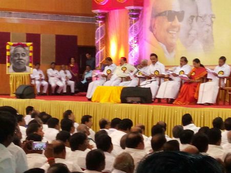 உள்ளாட்சித் தேர்தல்: ஸ்டாலின் தலைமையில் திமுக மா.செ.க்கள் கூட்டம்!