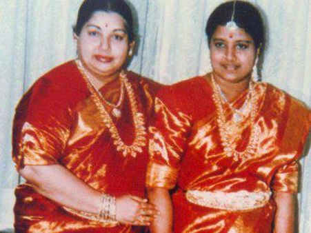 நீதிபதியையே மிரள வைத்த ஜெயலலிதாவின் ஒட்டியானம்!