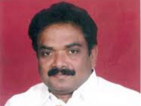 முதல்வர் ஓபிஎஸ் கையை வெட்டுவேன்- அதிமுக மா.செ கலைராஜன் பகிரங்க கொலை மிரட்டல்!