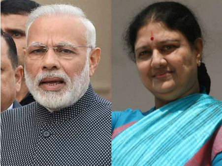 நரேந்திர மோடிக்கும், சசிகலாவுக்கும் என்னா ஒரு பொருத்தம்.. வாய் பிளக்கும் ராஜ்தீப் சர்தேசாய்!