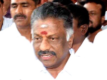 சசிகலாவுக்கு எதிராக தீர்ப்பு... முதல்வர் ஓபிஎஸ் வீட்டுக்கு கூடுதல் போலீஸ் பாதுகாப்பு