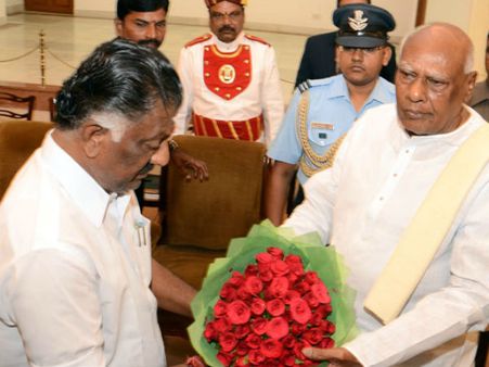 ஜெ.வுக்கு உண்மையாக நடந்து கொண்டவர் ஓ.பி.எஸ். - மாஜி ஆளுநர் ரோசய்யா புகழாரம்