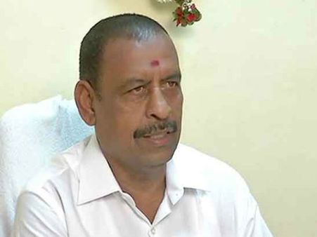 சசிகலா எங்களுக்கு பயிற்சி அளிக்கிறார், அது உந்துதலை தருகிறது.. சொல்வது ஓ.எஸ்.எம்.. 'ஆஸம் ஆஸம்'!