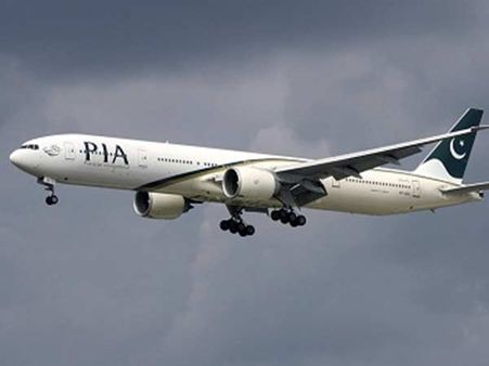 டவுன் பஸ் போல.. பயணிகளை நிற்க வைத்து பயணித்த கராச்சி-மெக்கா விமானம்! அதிகாரிகள் விசாரணை