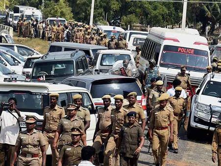 9 நாட்களுக்கு பிறகு ரிசார்ட்டை காலி செய்தனர் அதிமுக எம்எல்ஏக்கள்