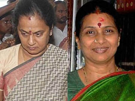 சென்னை உண்ணாவிரதத்தில் செல்வி, துர்கா ஸ்டாலின், உதயநிதி பங்கேற்பு