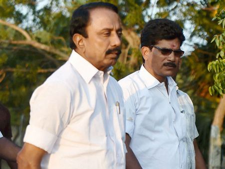 செங்கோட்டையனுக்கு திடீர் முக்கியத்துவம்- எடப்பாடி பழனிச்சாமி உட்பட 4 அமைச்சர்கள் கடும் அதிருப்தி?