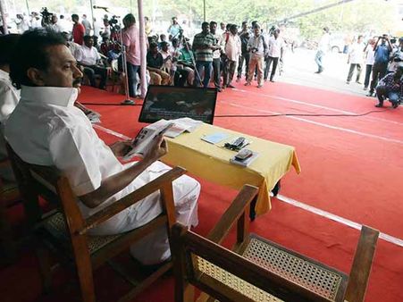 ஜெ. மர்ம மரணத்தை முறையாக விசாரித்தால் சசிகலா ஆயுள் கைதிதான்.. ஸ்டாலின் ஆவேசம்