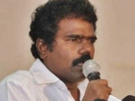 அரசியல் பிழைப்புவாதிகள் என்றுமே மாற மாட்டார்கள்.. தங்கர் பச்சான் பாய்ச்சல்