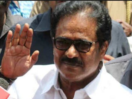 சசிகலா முதல்வராவதை பாஜகவால் தடுக்க முடியாது.. சொல்கிறார் திருநாவுக்கரசர்