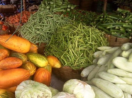 கிலோ அரிசி ரூ.60... தக்காளி கிலோ ரூ.40 - காய்கறி விலை எவ்ளோ தெரியுமா?