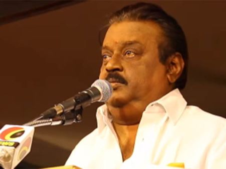 மீண்டும் வேலையை காட்டிய விஜயகாந்த்... பெரம்பலூரில் தொண்டருக்கு 'பளார்'