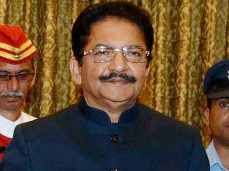 சட்ட பாயிண்டுகளை வலுவாக பிடிக்கும் திமுக.. ஆளுநருக்கு நெருக்கடி முற்றுகிறது