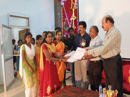 பாரதிதாசன் பல்கலையில் 