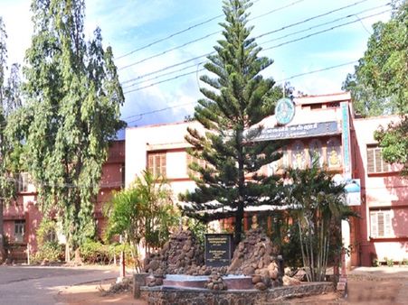 குற்றாலம் பராசக்தி கல்லூரியில் பசுமை திருவிழா