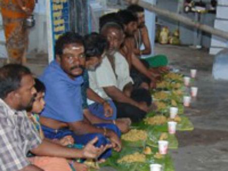 கோயில்களில் அன்னதான திட்டம் தொடரும்.. தமிழக அரசு அறிவிப்பு