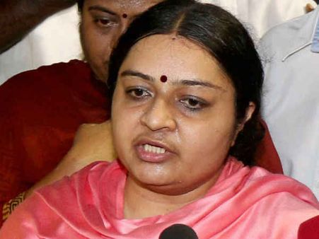 ஜெ. மரணத்தில் ஓபிஎஸ் கபட நாடகமாடுகிறார்- தீபா