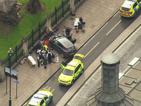 இங்கிலாந்து நாடாளுமன்ற தீவிரவாத தாக்குதலில் பலியானோர் எண்ணிக்கை 4-ஆக உயர்வு