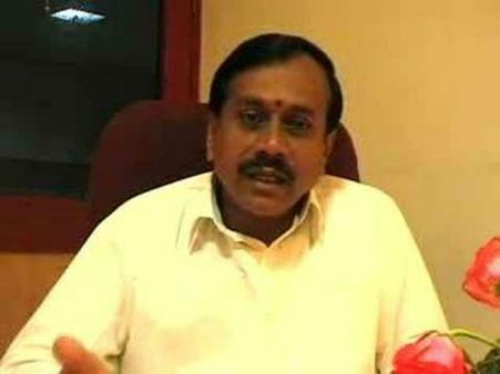 சோனியாவை இழிவுபடுத்திய ஹெச்.ராஜா கொடும்பாவி எரிப்பு- போலீசிலும் புகார்!!