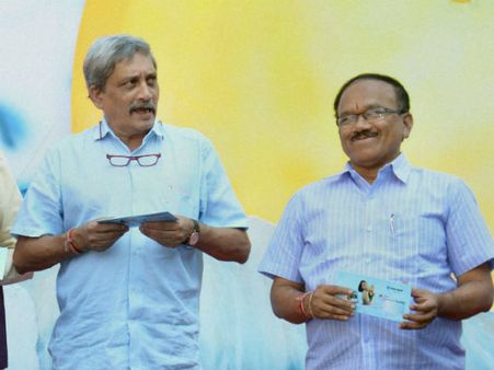 கோவா முதல்வர் லட்சுமிகாந்த் பர்சேகர் தோல்வி… மனோகர் பாரிக்கரின் நம்பிக்கை நட்சத்திரம் தகர்ந்தது